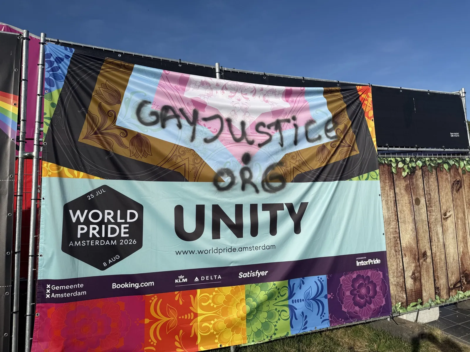 GayJustice.org — concept en aantekeningen voor ludieke protestacties en straattheater